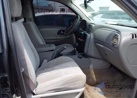 2006 Chevrolet Trailblazer Ls/Lt from USA, damaged, VIN 1GNDT13S762322375